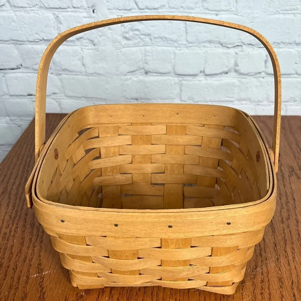 Vintage Longaberger 9x9” square basket with handle 2003
